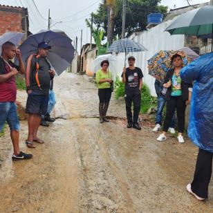 SUDIS realizaram uma visita na Comunidade Jardim Califórnia, localizada no bairro Tatuquara, em Curitiba