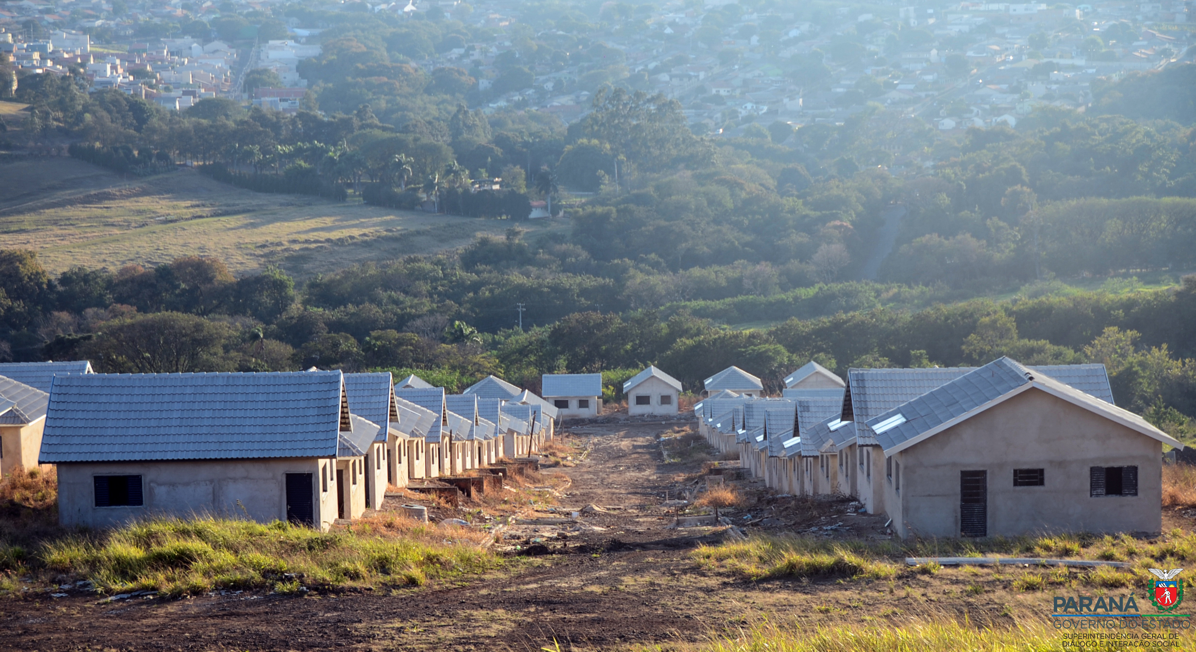 SUDIS visita projeto de autogestão de moradias populares em Cornélio Procópio.
