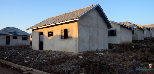 SUDIS visita projeto de autogestão de moradias populares em Cornélio Procópio.
