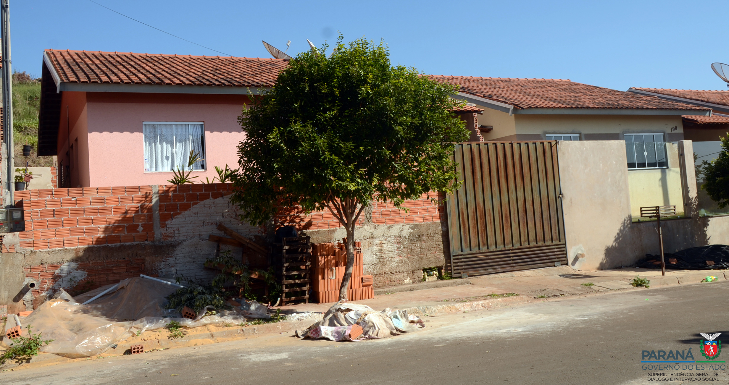 SUDIS visita projeto de autogestão de moradias populares em Cornélio Procópio.