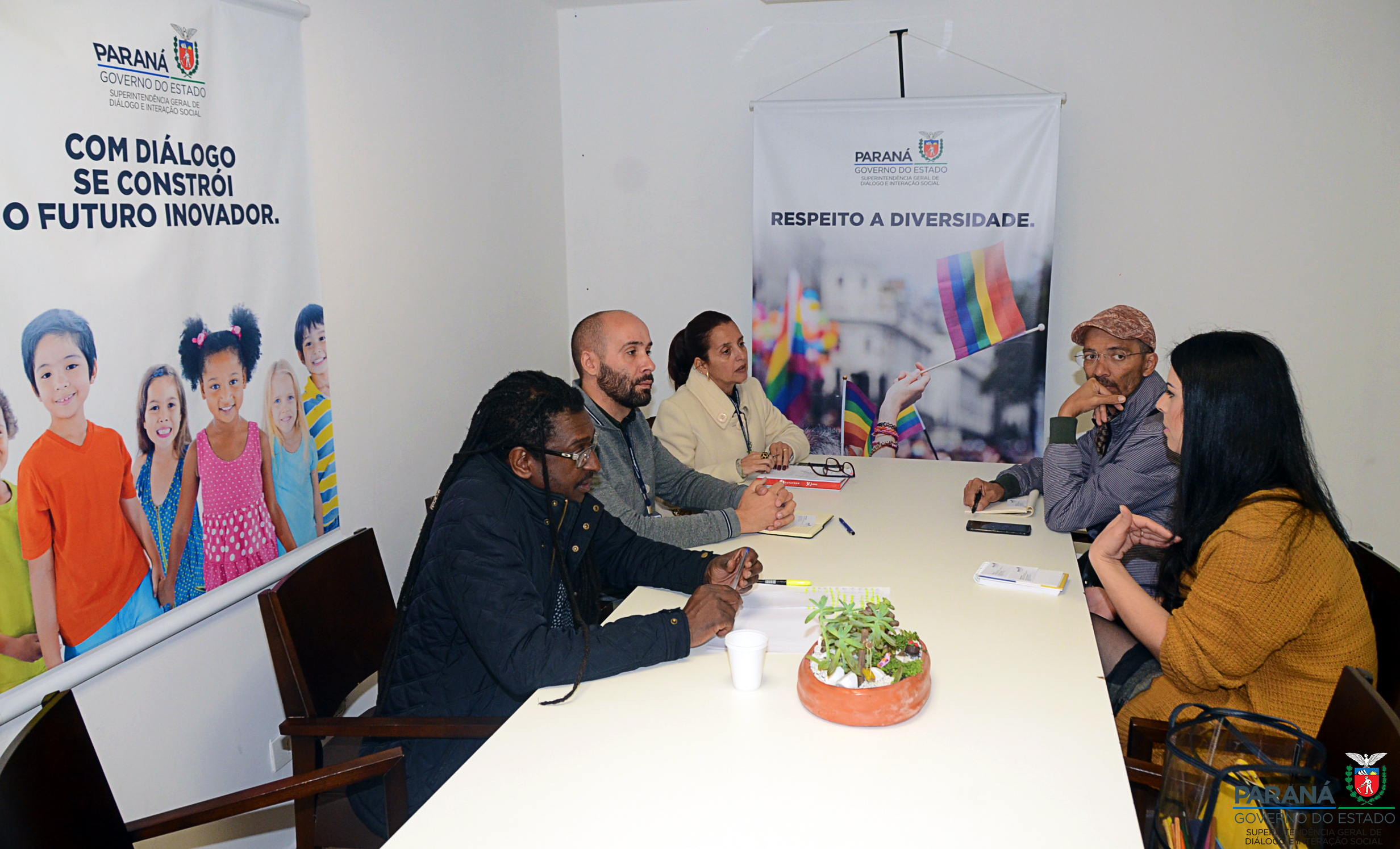 Presidente da APPAD (Associação Paranaense da Parada da Diversidade) visita a SUDIS.