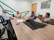 SUDIS e Águia Florestal se reúnem para debater a construções de moradias sustentáveis
