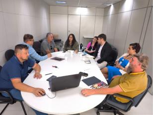 Reunião discute solução para conflito fundiário no Faxinal das Pedras, em Guarapuava