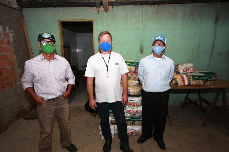 Governo realiza Mega operação para distribuir ajuda emergencial nas ilhas do Paraná.