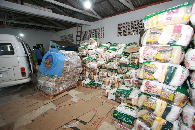 Governo realiza Mega operação para distribuir ajuda emergencial nas ilhas do Paraná.