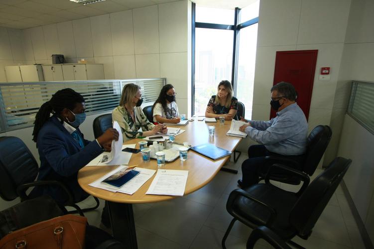 REUNIÃO PARA RETOMADA ECONÔMICA E DESENVOLVIMENTO SOCIAL DAS COMUNIDADES TRADICIONAIS.