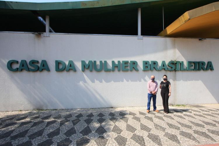 visita a casa da mulher brasileira