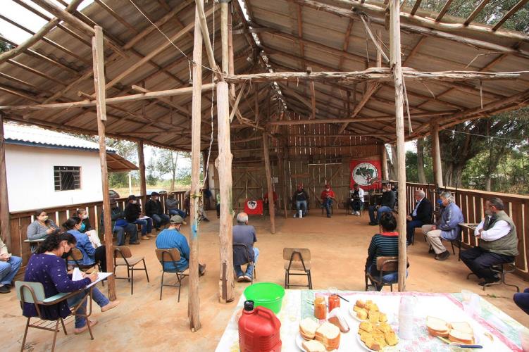 Superintendente visita acampamento Emiliano Zapata