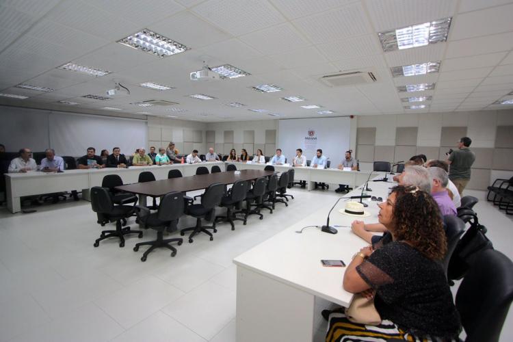 Pimentel toma posse e preside a primeira Reunião Extraordinária do ConCidades /PR