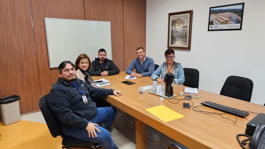 SUDIS participa de reunião na COHAPAR