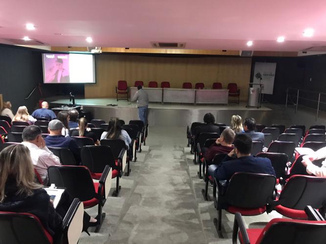 SUDIS - Realiza palestra sobre Combate ao Assédio Moral e Sexual no Ambiente de Trabalho.