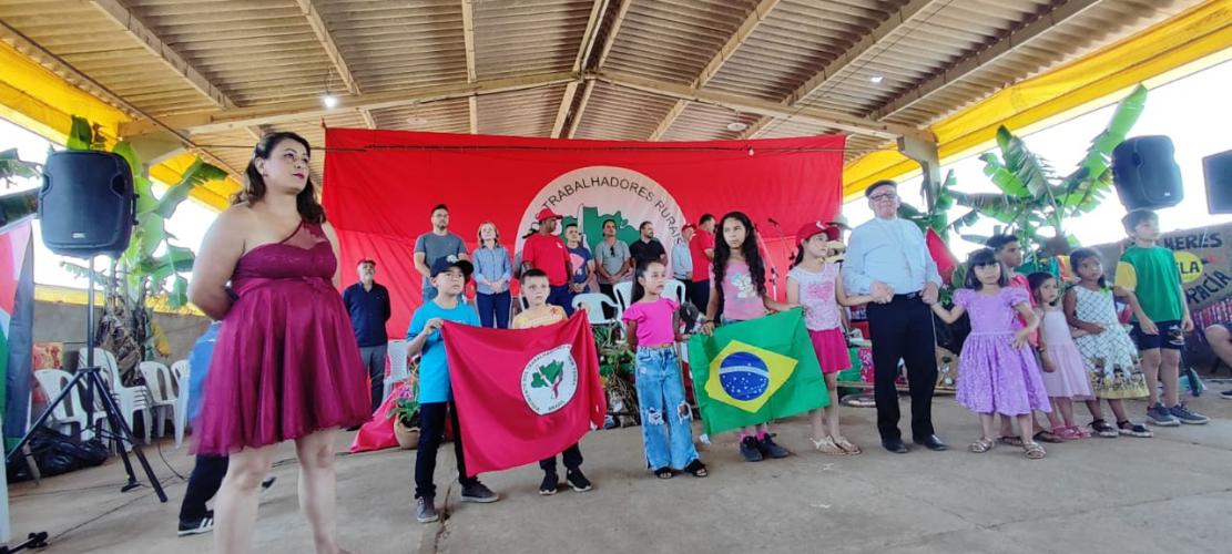 Em Castro, Sudis prestigia a celebração do mais novo assentamento da região: Maria Rosa Do Contestado