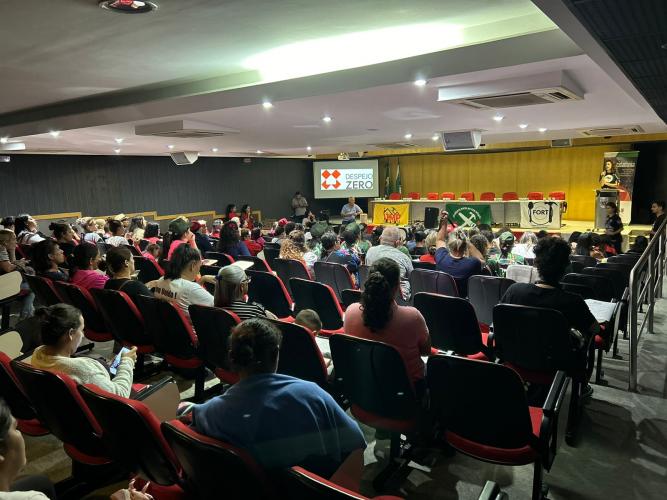 reunião despejo zero