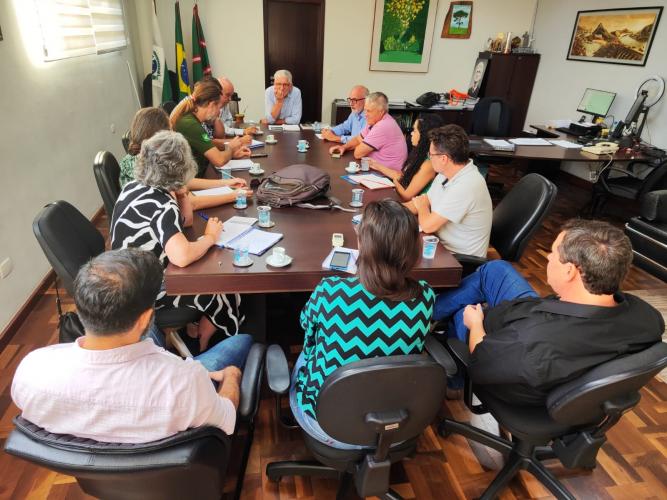 reunião com o Secretário de Agricultura