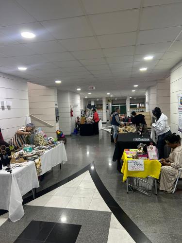 Mostra Paranaense de Economia Solidária Celebra o Dia das Mães em Curitiba