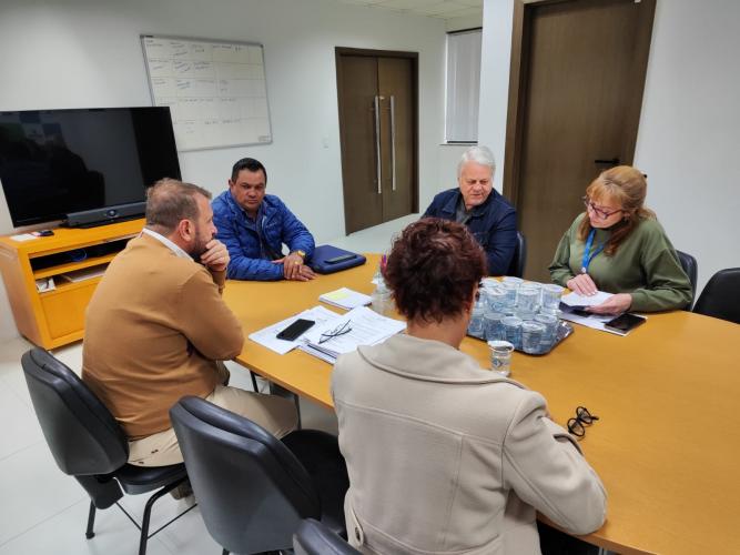 Superintendente da SUDIS recebe Secretário de Assistência Social de Pitanga e discute reivindicações