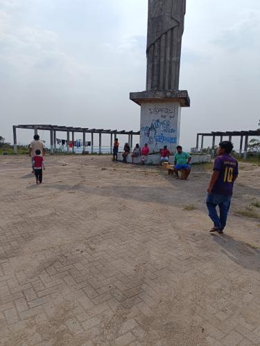 Visita da SUDIS a Bolsa Nova: Acordo sobre demarcação e cercamento de Área Indígena