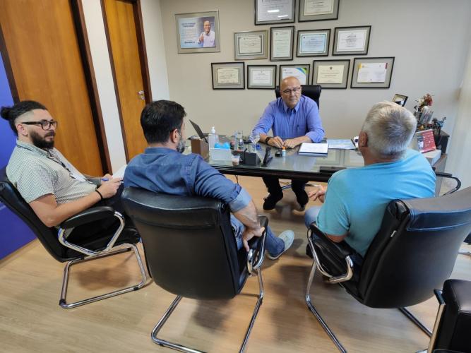 SUDIS realiza reunião com presidente da Comissão de Orçamento da ALEP