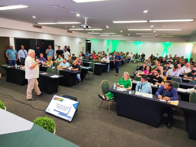 Sudis participa do 17º Congresso da UVEPAR em Curitiba