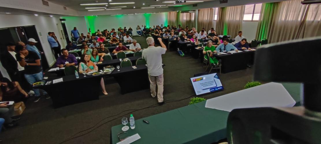Sudis participa do 17º Congresso da UVEPAR em Curitiba