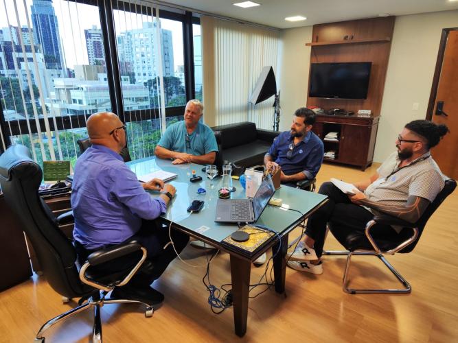 SUDIS realiza reunião com presidente da Comissão de Orçamento da ALEP