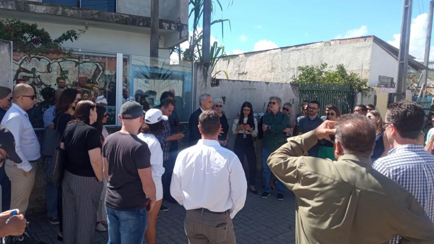 SUDIS participa de visita técnica a ocupação irregular no bairro Cajuru, em Curitiba