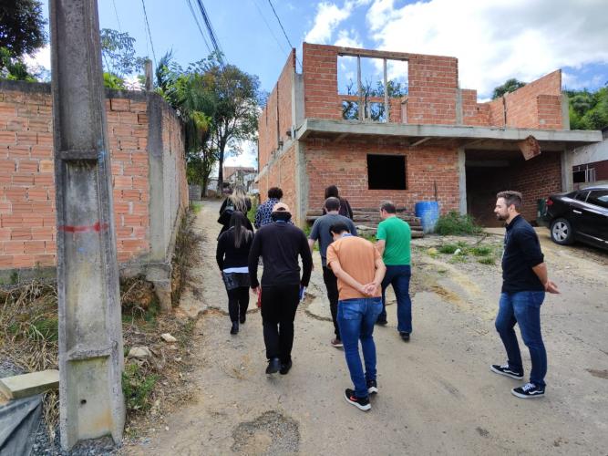 SUDIS esteve no município de Campo Magro para realizar uma visita técnica a uma área de ocupação irregular