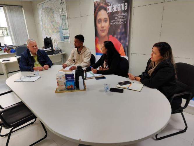 SUDIS recebe lideranças quilombolas de Adrianópolis