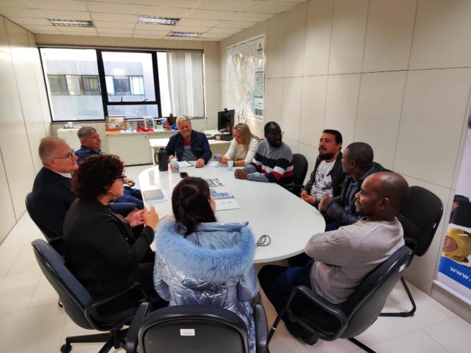 SUDIS recebe representantes da Associação de Moradores Jardim Veneza, de Campo Magro