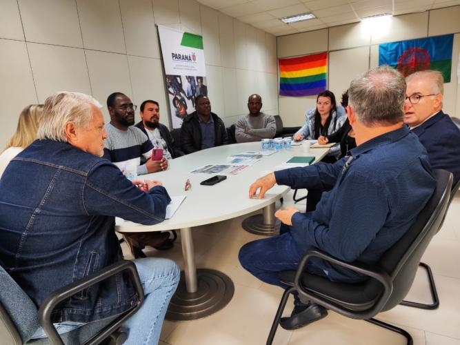 SUDIS recebe representantes da Associação de Moradores Jardim Veneza, de Campo Magro