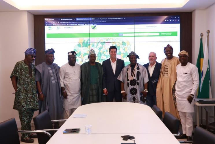 SUDIS promove encontro entre Governo do Paraná e comitiva da Nigéria