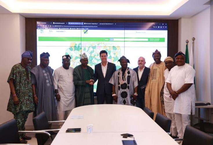 SUDIS promove encontro entre Governo do Paraná e comitiva da Nigéria