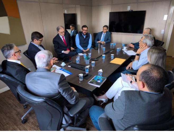 SUDIS participa de reunião na PGE-PR sobre conflito indígena em Tamarana