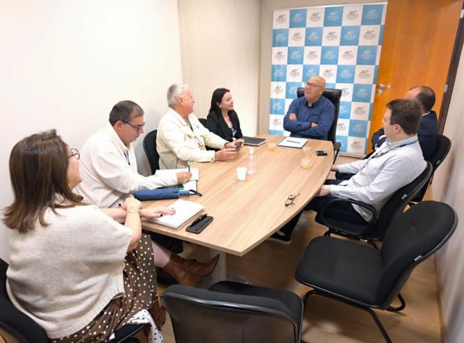 SUDIS participa de reunião na Assembleia Legislativa