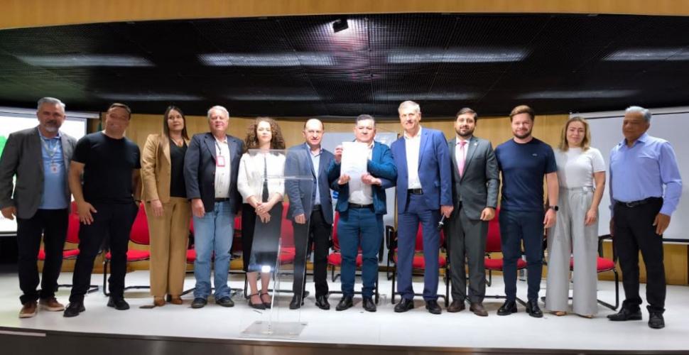 SUDIS participa da cerimônia de posse do Conselho Estadual das Cidades do Paraná