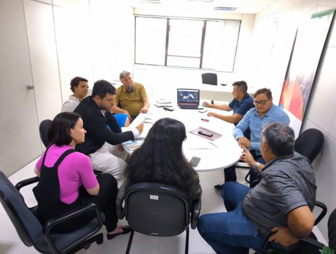 Reunião discute solução para conflito fundiário no Faxinal das Pedras, em Guarapuava