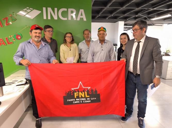 Assessores da SUDIS participam de reunião no INCRA para tratar de pautas agrárias