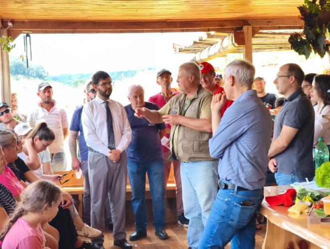 SUDIS acompanha visita do TJ-PR a áreas em conflito fundiário em Porto Barreiro