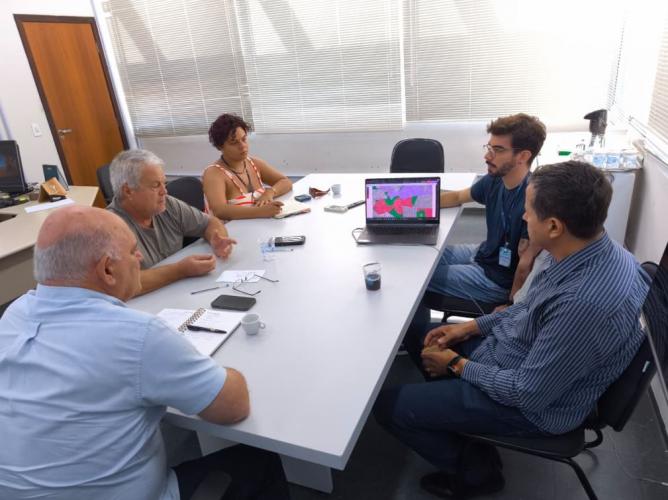 SUDIS e IAT avançam em tratativas de regularização fundiária de comunidades quilombolas e acampamentos no Paraná