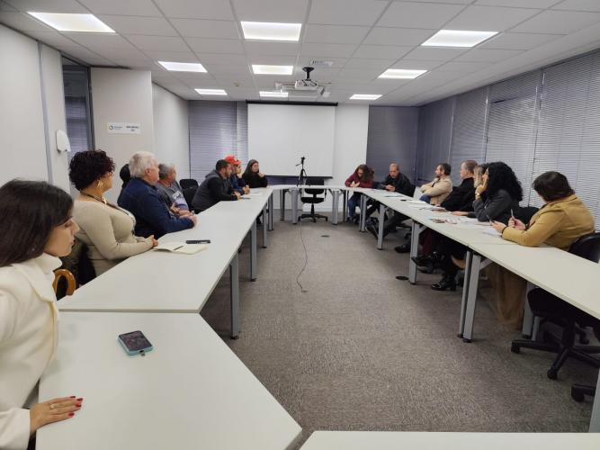 SUDIS promove reunião na Fomento Paraná para tratar de regularização fundiária em Paula Freitas
