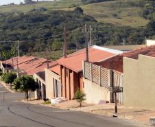 SUDIS visita projeto de autogestão de moradias populares em Cornélio Procópio.