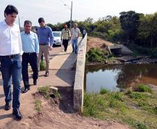 SUDIS acompanha Secretário de Estado de Planejamento em visita a terreno em São José dos Pinhais.