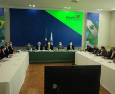 Governo apresenta pacote de medidas sociais no valor de R$109 milhões  
