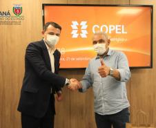 Prefeito Ulisses de Souza de Nova Aliança do Ivai, visita a Copel