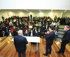 Superintendente Mauro Rockenbach fala para lideranças do Cajurú  