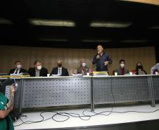 SUDIS recebe comissão de trabalhadores e ativistas dos movimentos sociais.