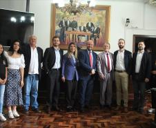 Governo do Estado cede imóvel para habitação de estudantes indígenas da UFPR.