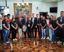 Governo do Estado cede imóvel para habitação de estudantes indígenas da UFPR.