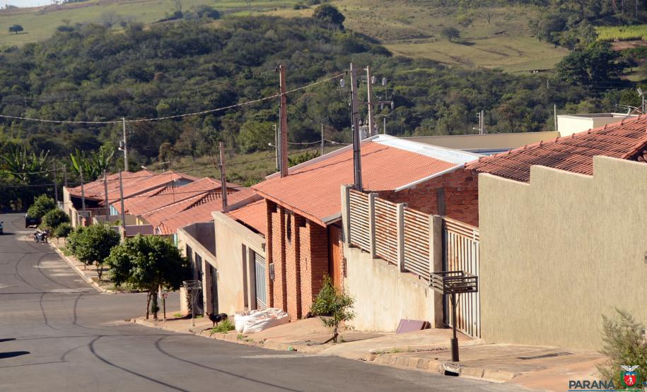 SUDIS visita projeto de autogestão de moradias populares em Cornélio Procópio.