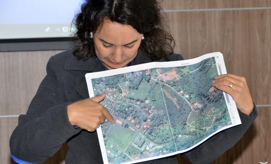 REGULARIZAÇÃO FUNDIÁRIA URBANA E POLÍTICAS DE MORADIA.